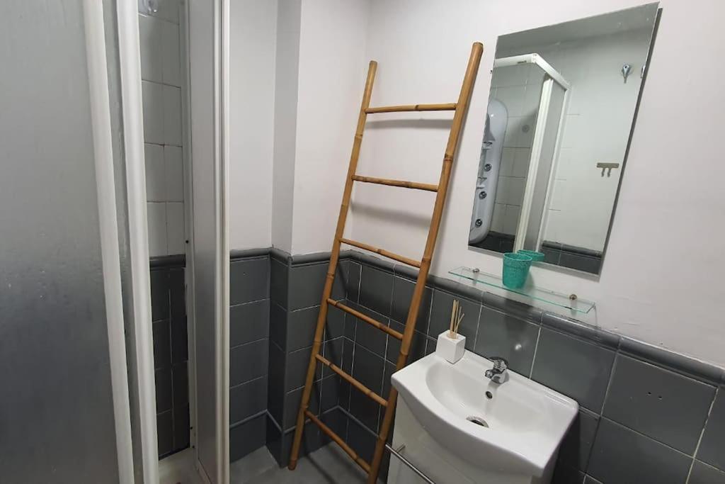Apartamento Aloja T Elvira Granada Exterior foto