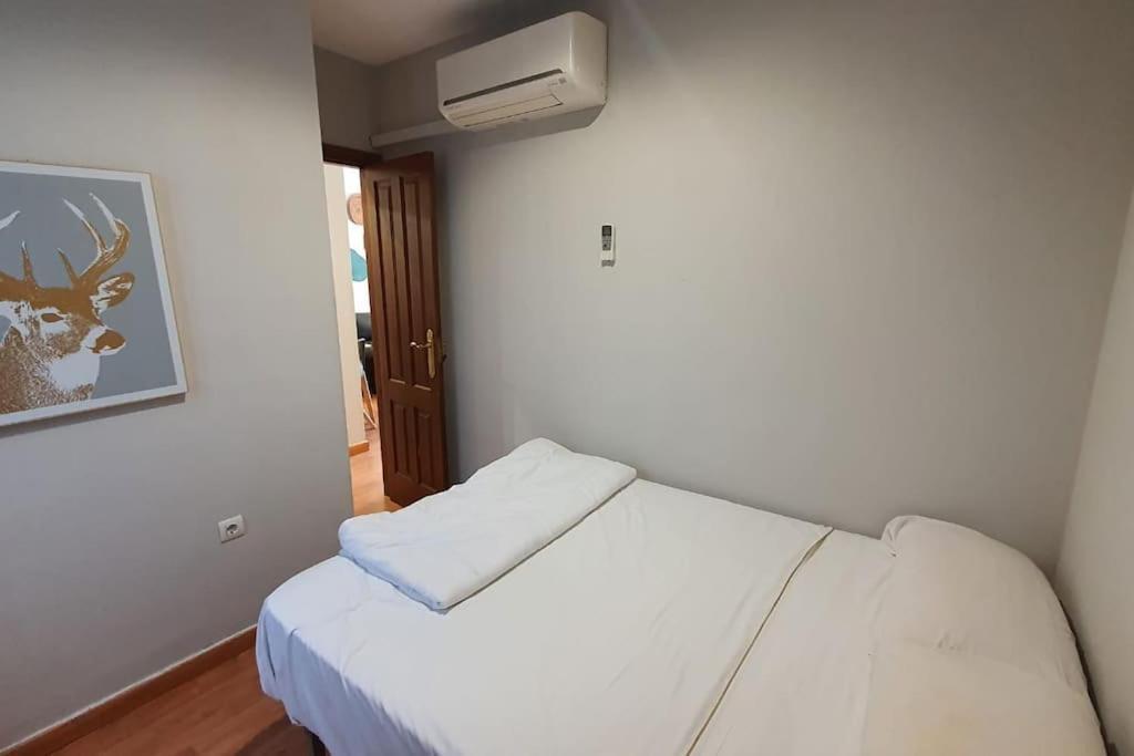 Apartamento Aloja T Elvira Granada Exterior foto